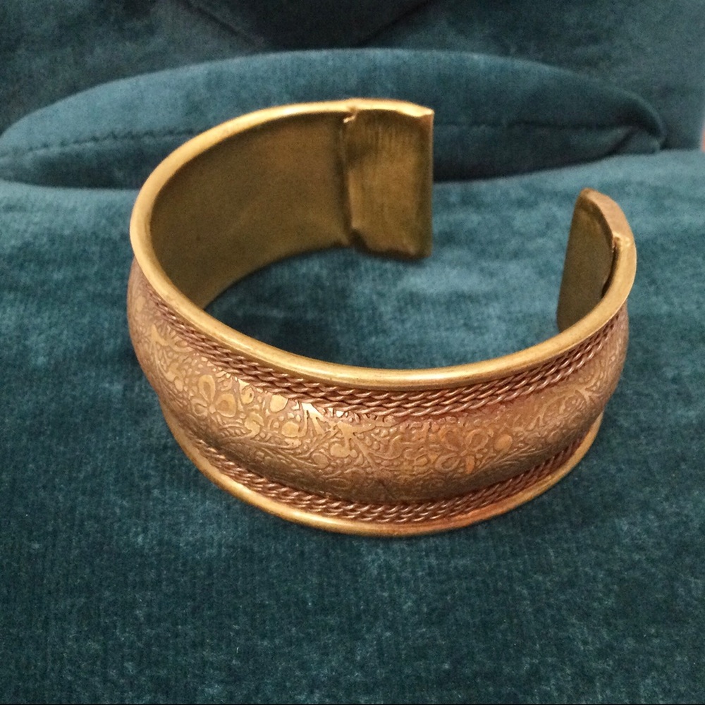Vintage Brass Cuff Bracelet BOHO Hippie - Picture 1 of 7